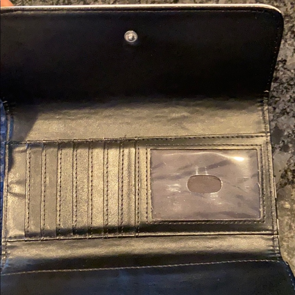 Wallet - Picture 3 of 5